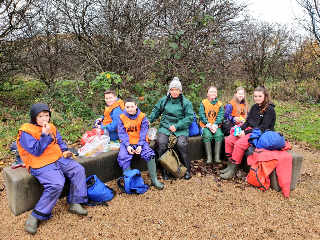 Today we took our <a href="/EastbankPri/">Eastbank Primary</a> teams to the #CunningarLoop to explore a new #environment.
#Orienteering &amp; #Bouldering were the activities of choice &amp; my wee team excelled at both. Tomorrow they venture up to <a href="/BlairvadachOEC/">Blairvadach Outdoor Education Centre - Glasgow</a> for new #Challenges 
See comments below for more photos!
