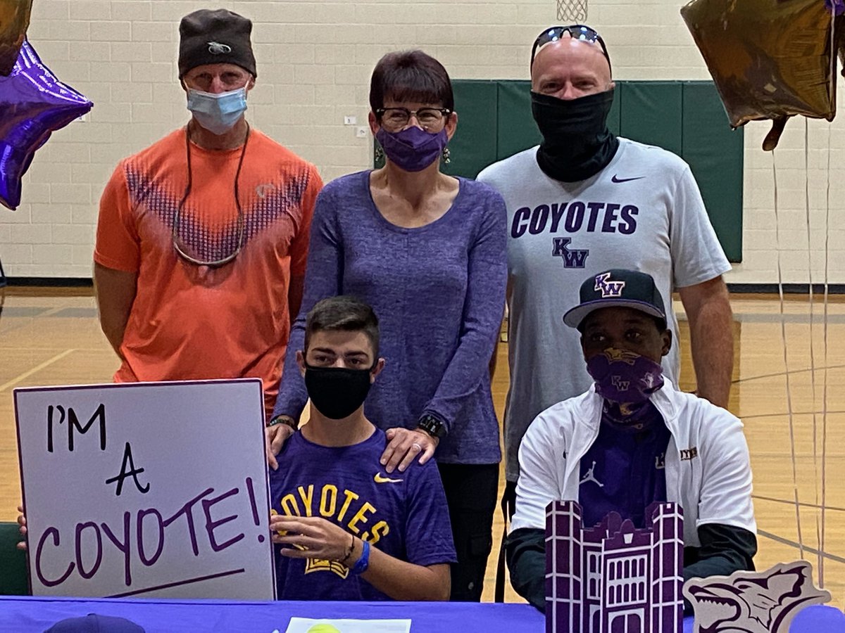 RalphHPoteetHS's tweet photo. Poteet Tennis had a very exciting day today...our very own Jackson Mayad committed to play college tennis at Kansas Wesleyan University! 💜🎾💜 

Congratulations, Jackson!

#poteetstrong https://t.co/oJ9MF4hcdE
