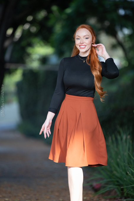 Attempting a pumpkin pie later today , I only have one pumpkin so I can&rsquo;t screw this up 😂 what&rsquo;s your<a href="/tag/redhead"class="tags"><span>#redhead</span></a><a href="/tag/ginger"class="tags"><span>#ginger</span></a><a href="/tag/tights"class="tags"><span>#tights</span></a><a href="/tag/yogapants"class="tags"><span>#yogapants</span></a><a href="/tag/hotpants"class="tags"><span>#hotpants</span></a>