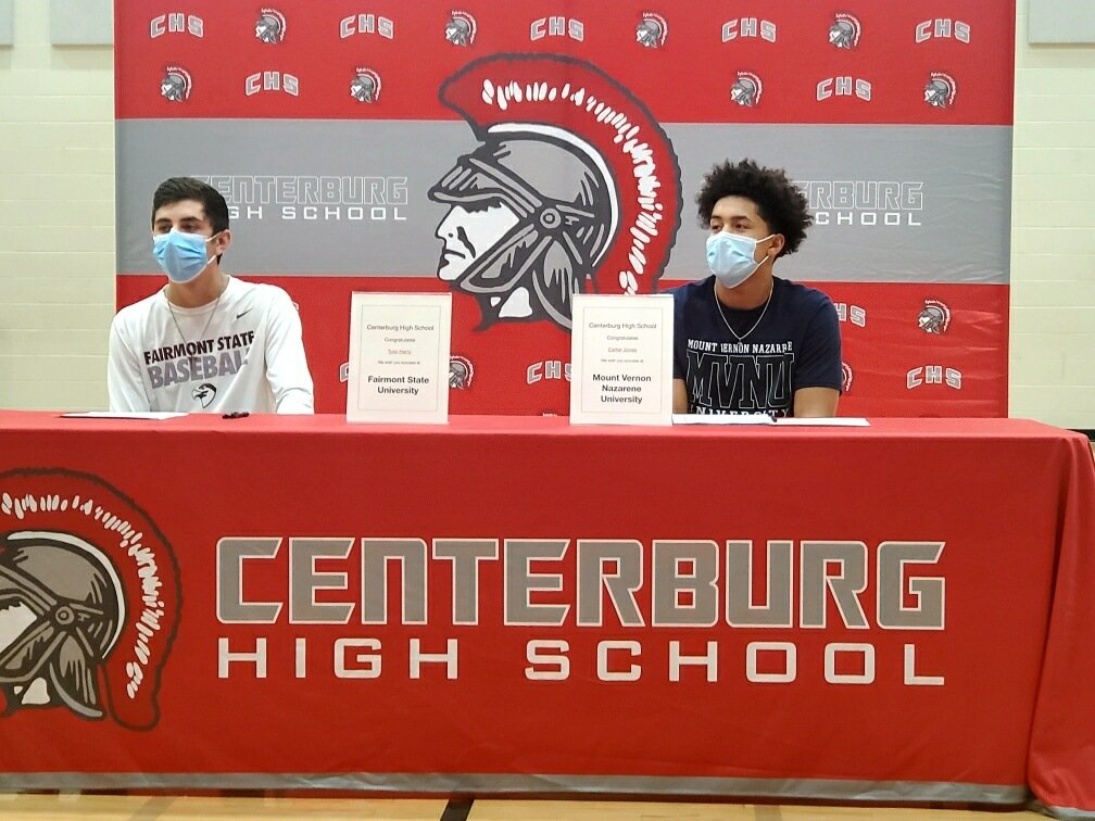 CHS_Athletics1's tweet photo. Congrats and best of luck to both of you! @cartervjones @TylerHarry15 https://t.co/6c66LrHQRg