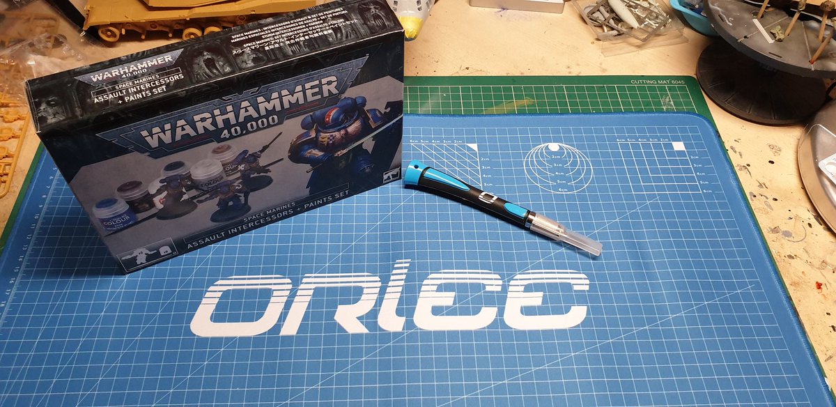Plastic_Alchem's tweet photo. Mail man was in today.
#warhammer #orlee #twitchstreamer #livestreaming #scalemodel #plasticalchemist #plasticmodel #revell #plasmo #modelcraft #modelismo #modelismoestatico #tamiya https://t.co/QIHanPrUDJ