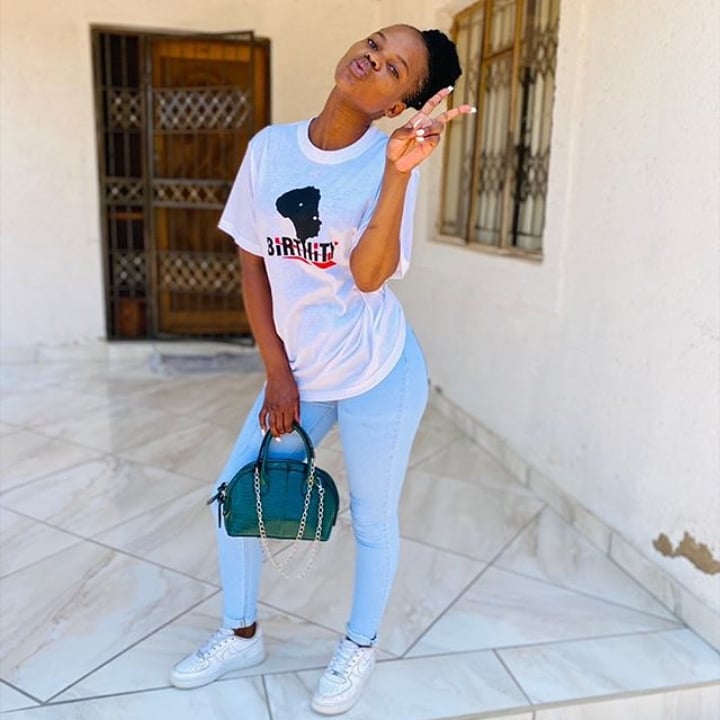 birthity's tweet image. #SoundsofFlavour
Thats the dream, black owned and listed @casspernyovest 
Birthity is the Brand❤🇿🇦🌍
R-neck Tshirts R150🔥
Delivery R60🚖