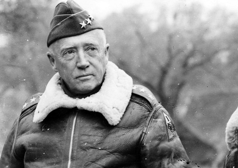 WWIIpix's tweet photo. This day in 1885, birth of American general George S. Patton.

Patton saw combat during 1916's Pancho Villa Expedition, Mexico, World War I and II, were he commanded the 7th and US 3rd Army to victory. 

Severely injured in an auto accident, he died in Germany, 1945. #WW2 https://t.co/JY3xRXctQz