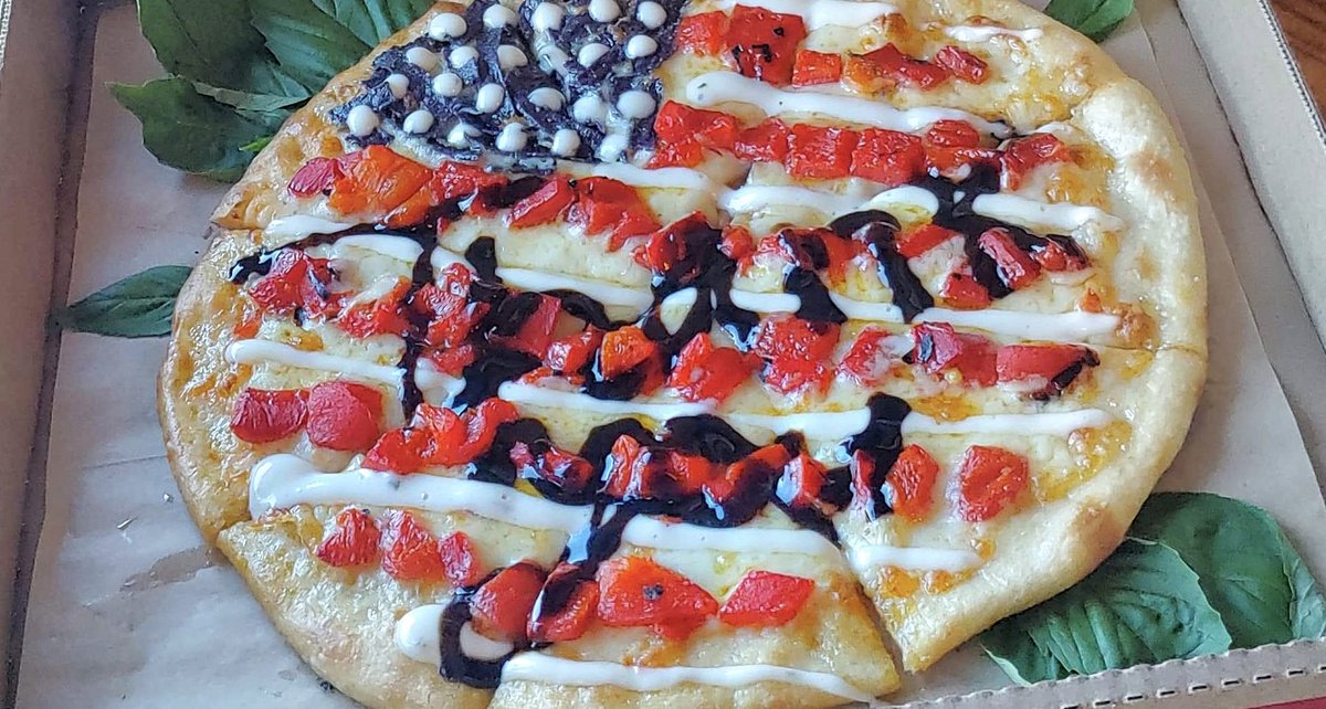 DellsPizzaLab's tweet image. Thank you to all the daughters, sons, husbands, wives, mothers and fathers — all those in our community and all those across the nation and world — who have served and sacrificed. We salute you. 

#VeteransDay #ThankAVeteran #WeSaluteYou