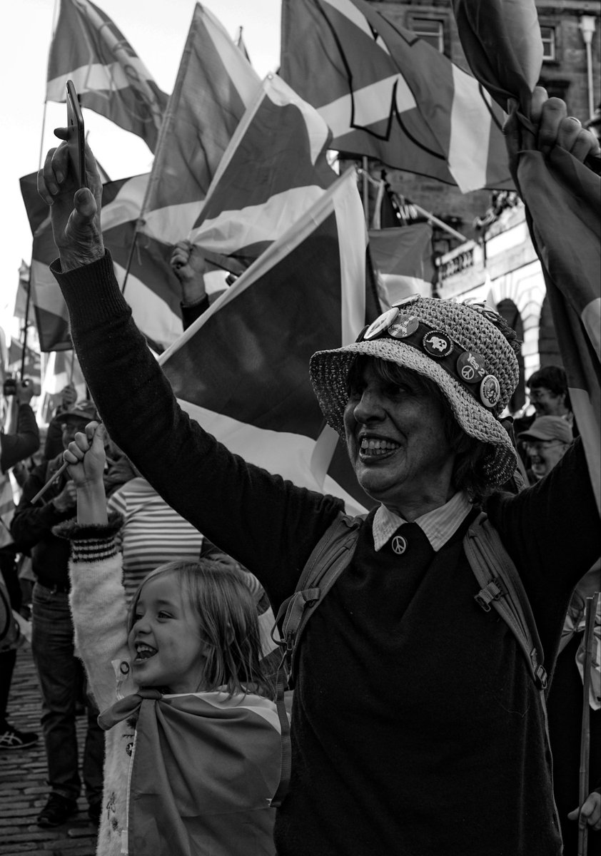 4/Idea is to take environmental portraits, ideally at a location saying something about who you are, possibly giving your lifestyle, career, interests, or how you conduct your activism a bit of context - a snapshot of your personality.