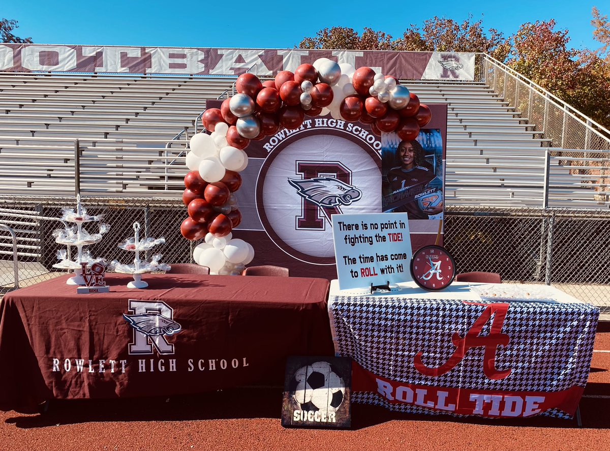Foxyazfe's tweet photo. National Signing Day 2020 #rolltidesoccer #bamasoccer https://t.co/D3cnyIncd9