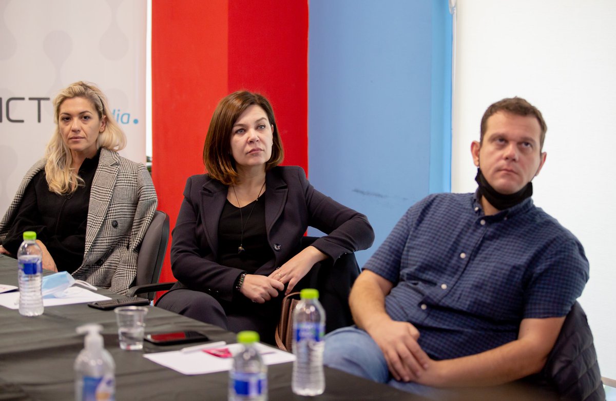IctSlab's tweet photo. Ekipi i mentorëve të PONDER u mblodh sot, për t’u trajnuar dhe diskutuar mbi metodologjinë që do të përdoret përgjatë Workshop-it të shumëpritur nga të rinjtë, në datat 20-21-22 Nëntor. 
@UKinAlbania @albania_unicef @IctSlab #PonderAL #StopHumanTrafficking #unicefprotects https://t.co/To1y9QmVoO