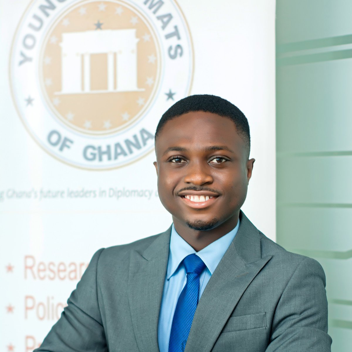 ydghana's tweet photo. #MeetourDelegates #CohortIV Dr. @MN_Addae loves to write and watch documentaries. He is inspired by the life of Christ and strives to be selfless and willing to sacrifice for the greater good of mankind. #youngdiplomat #SDGAmbassador #diplomacy #Ghana https://t.co/ImewNlSkez