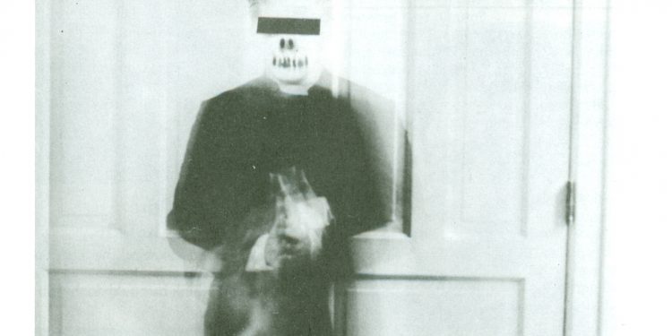 Need some "spooky season" chills even after Halloween? Check out Kaity's article for a hauntingly good read!

sauthebuzz.com/the-ghost-of-a…