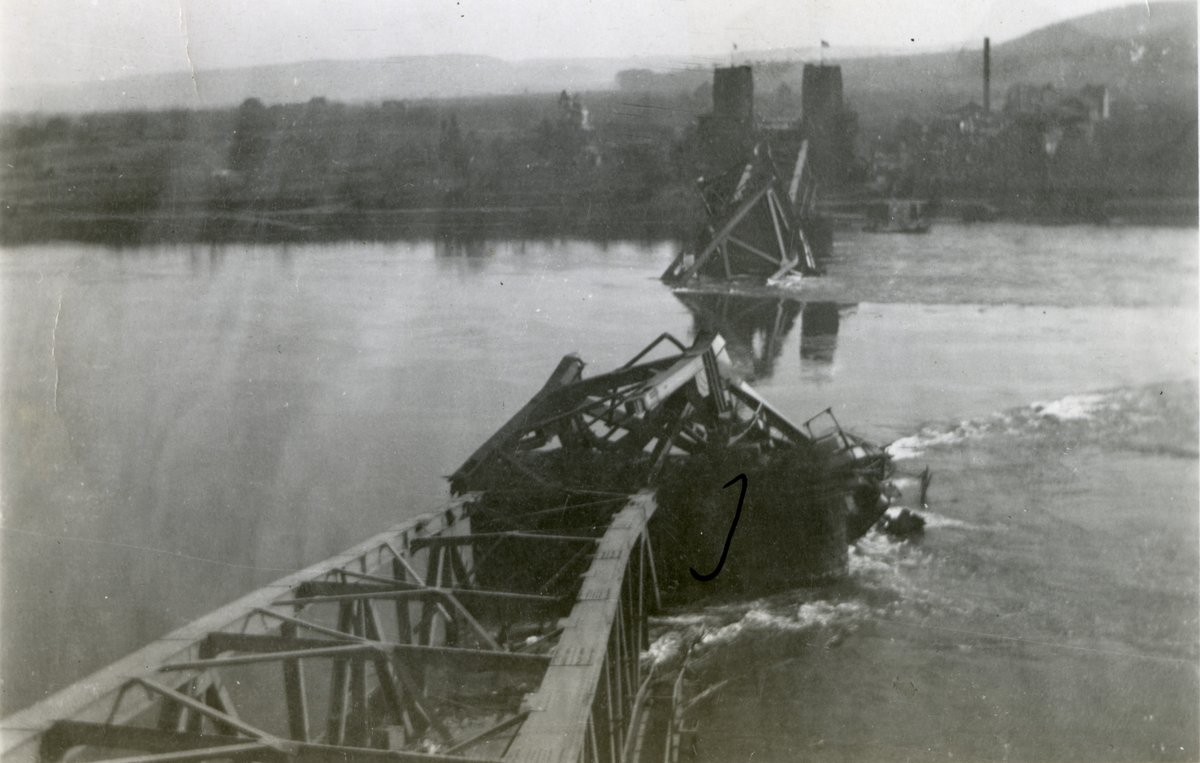 4. Since then, the Allies had pushed all the way across Western Europe into Germany itself — but there was one more mammoth task ahead of them: they needed to cross the Rhine River.What was left of Hitler’s army was waiting for them on the other side.