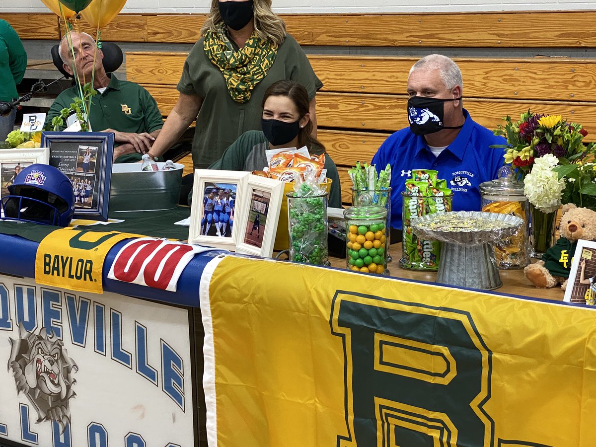 Bosqueville softball star Emry McDonough is the third McLennan County athlete to sign an NLI to play for the hometown #Baylor Lady Bears