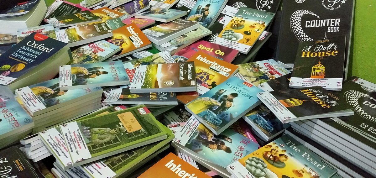 Samba4Youth's tweet photo. Transforming Young people's lives through the book.
The #EnglishAccess program is giving us a momentous opportunity to donate books to Kombani and Ng'ombeni Sec schools for the Access students.
👇
https://t.co/zcHJ80XWVH
Thanks to @USEmbassyKenya 💪💪.
@OurKwaleCounty @KCDF https://t.co/A6OkzslLHH