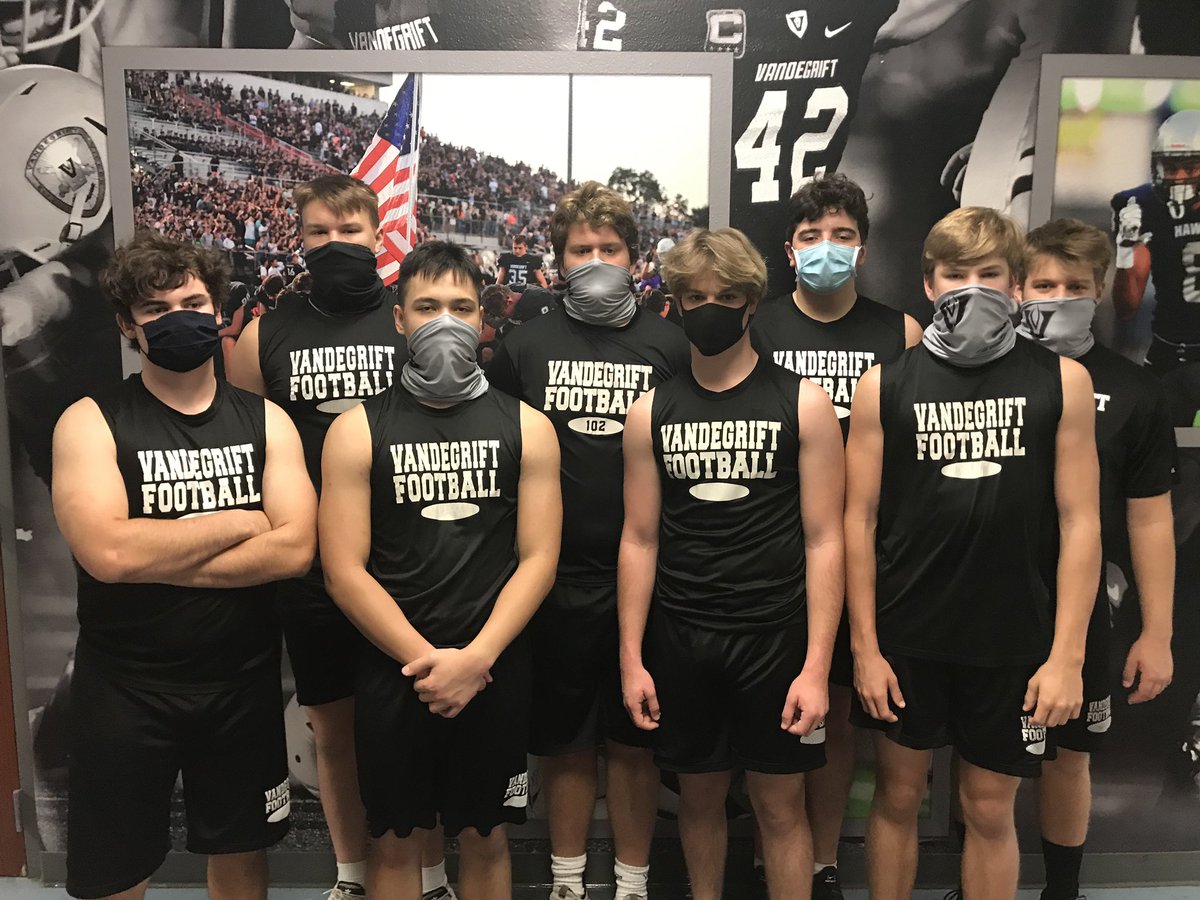 VHSFootball's tweet photo. Congrats to our POTW for last week’s games! 
JV Black D- Charlie Stanton ⭐️
JV Black O-  The Wall- Connor Clarke Ian Reed Shane Norden Kevin Corcoran Ryan Jeffries Kellar Echols ⭐️⭐️⭐️⭐️⭐️⭐️
Attack Squad O- Brett Gillespey 🔥
Attack Squad D- Ian Reed 🔥
#ItTakesWhatItTakes https://t.co/swaUfTcgI8