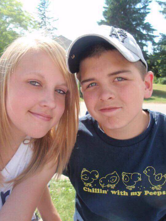 downtownn6969's tweet photo. Miss you every single day Rissa roo 💔 wonder every single day who you would be. How crazy you could have gotten, all the memories smiles everything. Most of all I always wonder if you'd be proud of who I am today. :( #CFSUCKS #cysticfibrosis #canfuckoff https://t.co/5mILKzsdCh