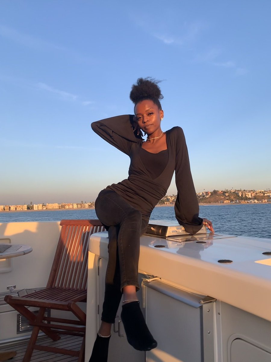 Muse_Naadia's tweet photo. Yacht thangz🛥 https://t.co/WUYtP6gA98