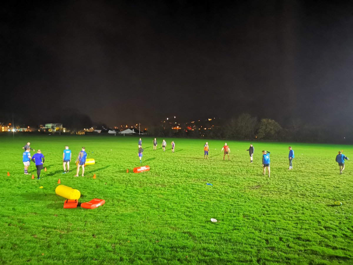 CRBroGwernant's tweet photo. Wet, muddy and windy, it's great to be back on the training pitch #rugby #local #backtofitness π§οΈπͺοΈπ #llangollen #towerfields https://t.co/RMus5U8QoJ