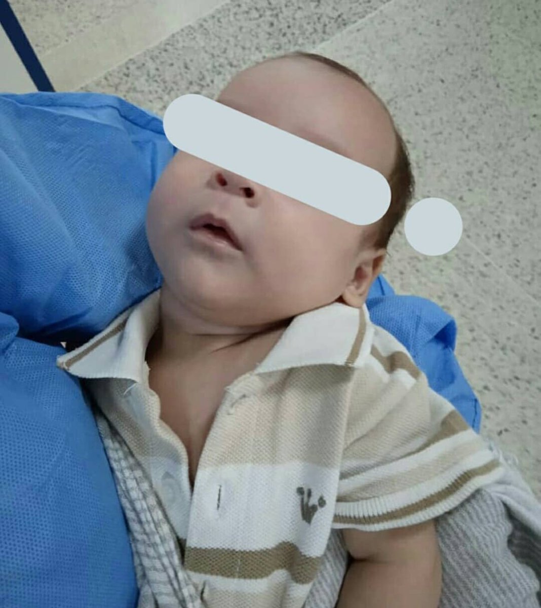 esteninf's tweet photo. Erick tiene solo 3 meses de nacido, él y su hermanita (morocha) fueron abusados sexualmente y maltratados. La madre está detenida y él se encuentra hospitalizado en el área de Pediatría del Pérez Carreño en Ccs.
Necesita teteros, pañales y fórmula. Cualquier ayuda comunicate https://t.co/rVWD020Kc2