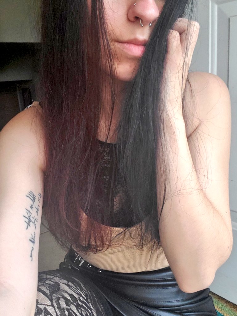 HarleyQuinn5225's tweet photo. ❤🖤 Back at it 🖤❤ #HalfHead https://t.co/r8Rf86kO54
