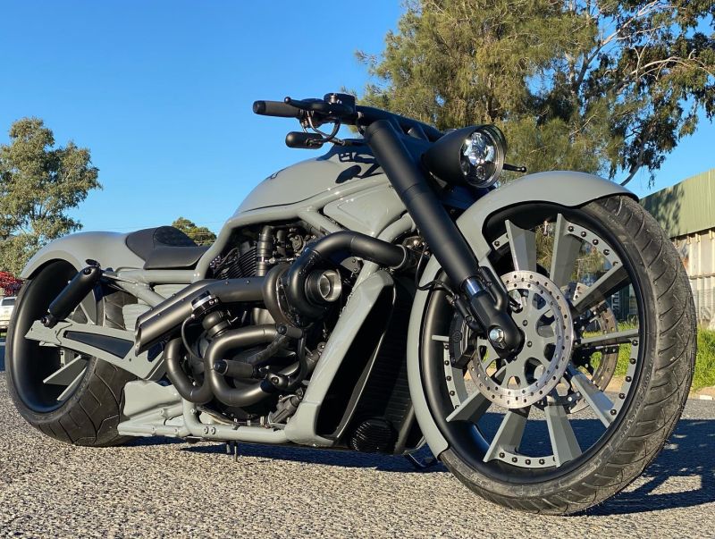 darkustom's tweet photo. Posted in https://t.co/rROQaeSjnS
#harleydavidson #vrod #dgdcustom @darkustom #darkkustom #custombikes https://t.co/rA1gAqRIu4
