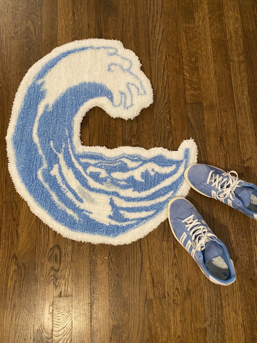 thetuftestclass's tweet photo. Hey... I make custom rugs by hand.
Do me a favor and Rt please my next customer could be on your TL. 
🙏🏾🙏🏾🙏🏾 https://t.co/RXZajbeui2