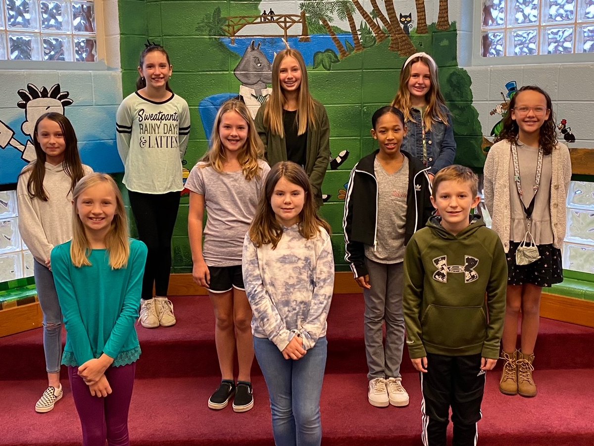 RolandRussom's tweet photo. Congratulations to our 5th grade Patiotism Essay winners sponsored by Cobb EMC. You can hear the 1st place essay at the link: https://t.co/w4HM0SO1lt
We are very proud of our patriotic Rhinos! Special thanks to Cobb EMC for sponsoring this activity, and for providing prizes. https://t.co/3abvgmiMNC