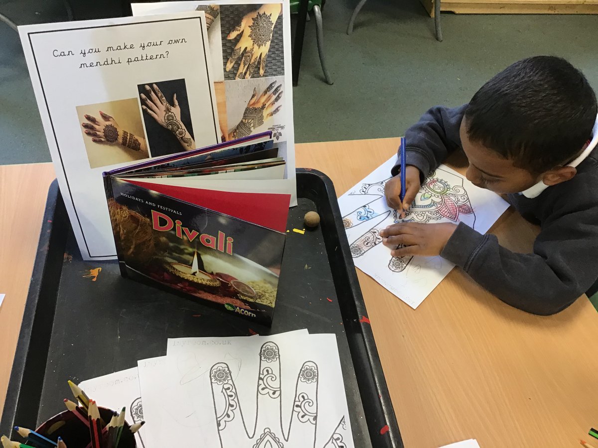 southriseschool's tweet image. Fantastic Diwali celebrations in RRS today! We have created beautiful Rangoli patterns using coloured rice, made our own healthy lentil curry and listened to the story of Rama and Sita! Happy Diwali to all of our families who celebrate at this time!