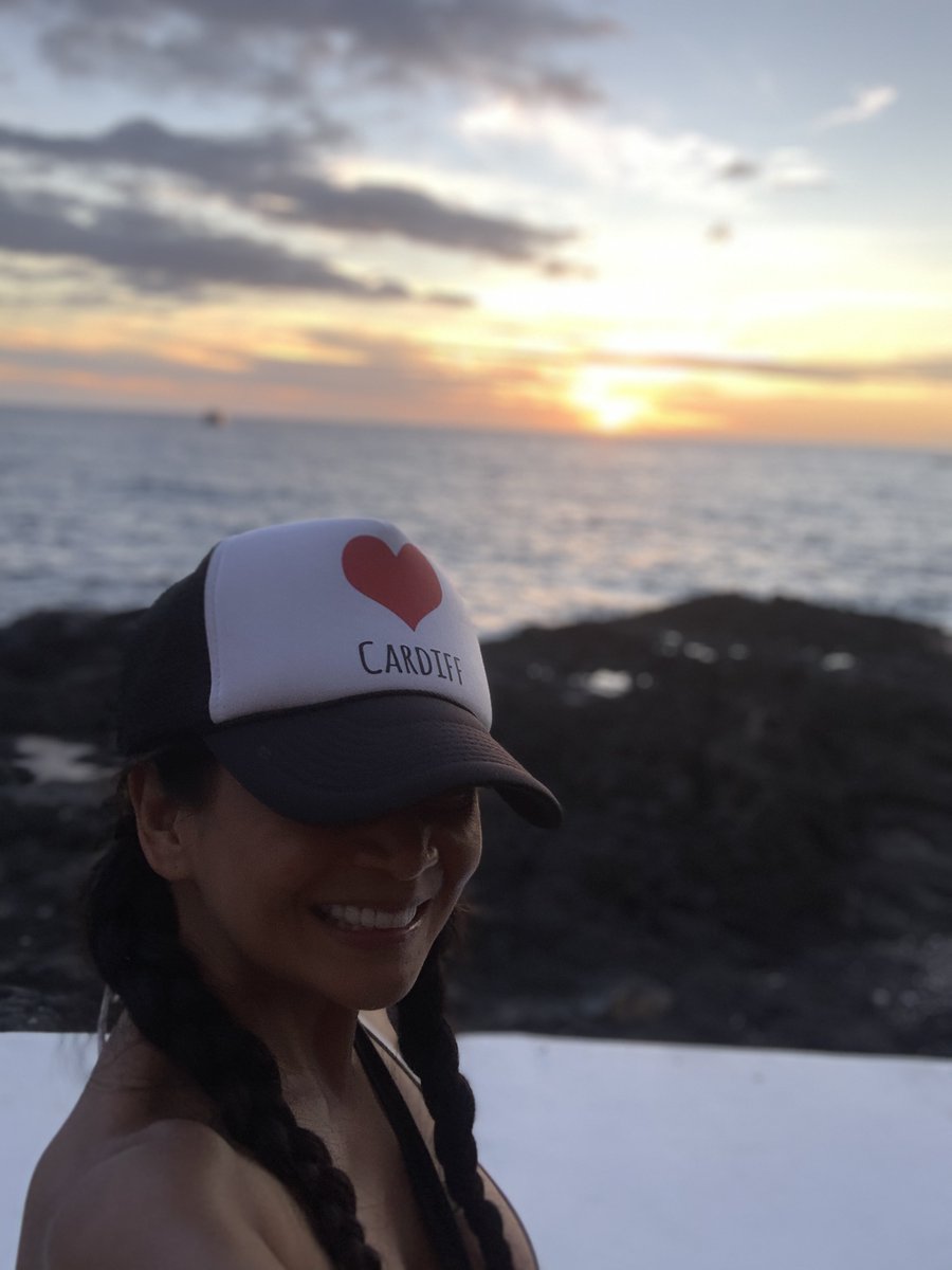 cSebastianlv's tweet photo. Aloha, Greetings from Hawaii! - https://t.co/cIUh6Ce4FS
#vegasrealestate #vegasrealtor #realestate https://t.co/aFODtpKIGd