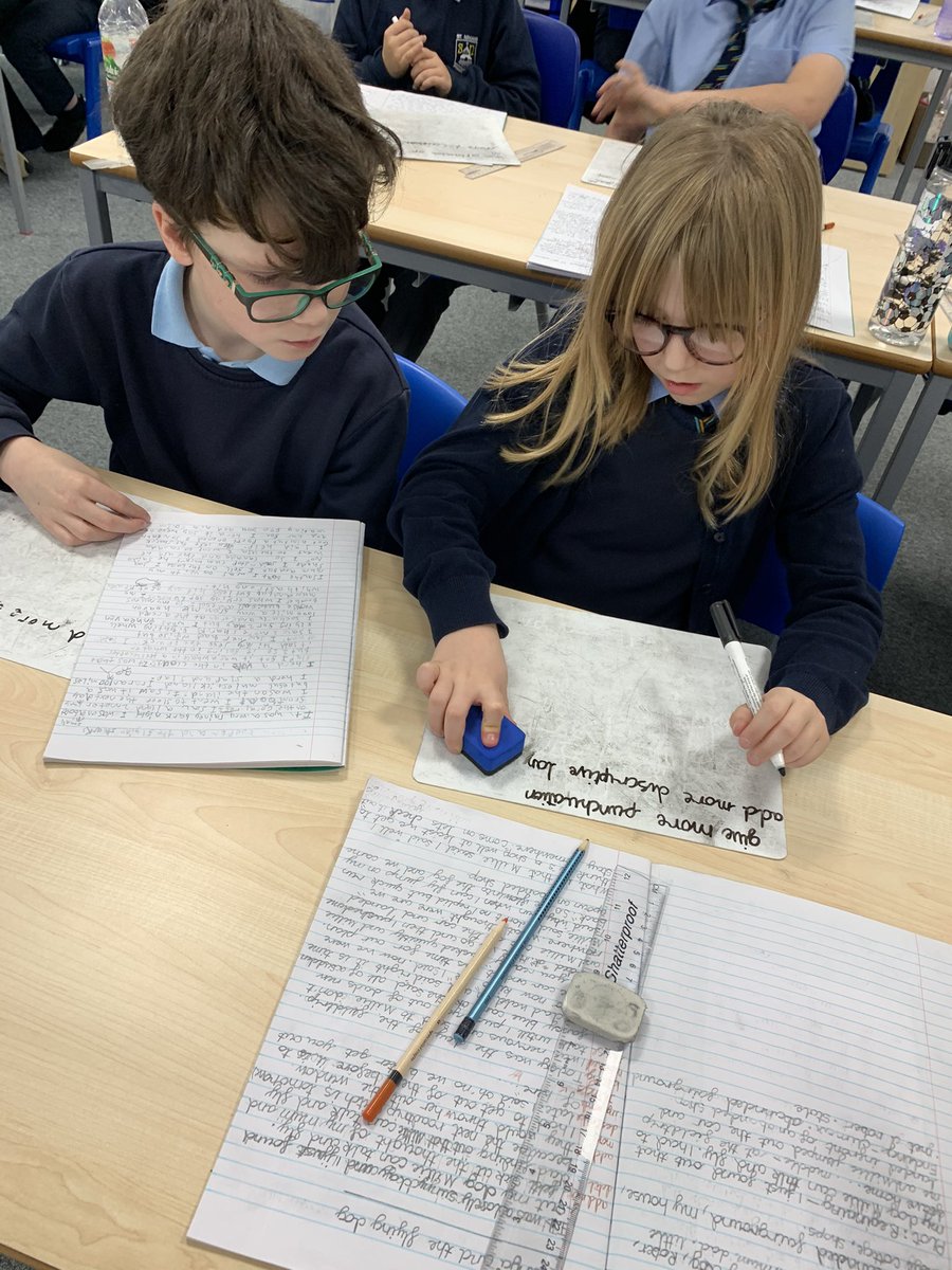 MissOliverStNin's tweet photo. Proof reading, editing and redrafting our narrative writing pieces #peerfeedback #uplevelling https://t.co/xEhdMo2wLR
