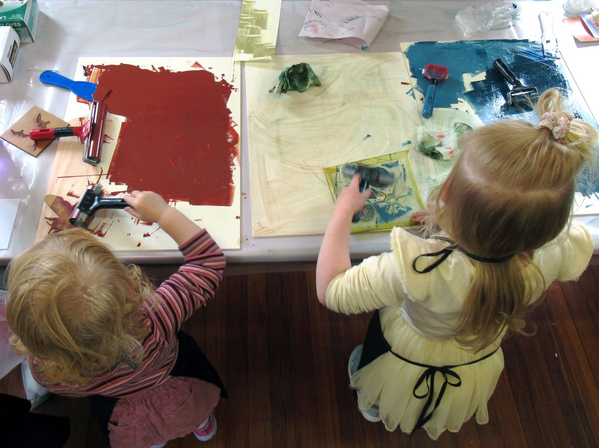 DnCityCouncil's tweet photo. Bring your friends and family for a day of free printmaking to share your vision for the St Clair – St Kilda Coast. 

This Sunday, drop in from 10am to 4pm at Tainui School Hall, 41 Tahuna Road. 

NZ Marine Studies Centre will be there with the aquavan too. https://t.co/csQooTRWU4