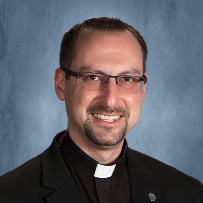 FatherGase's tweet photo. #NewProfilePic https://t.co/V19KVRsLfE