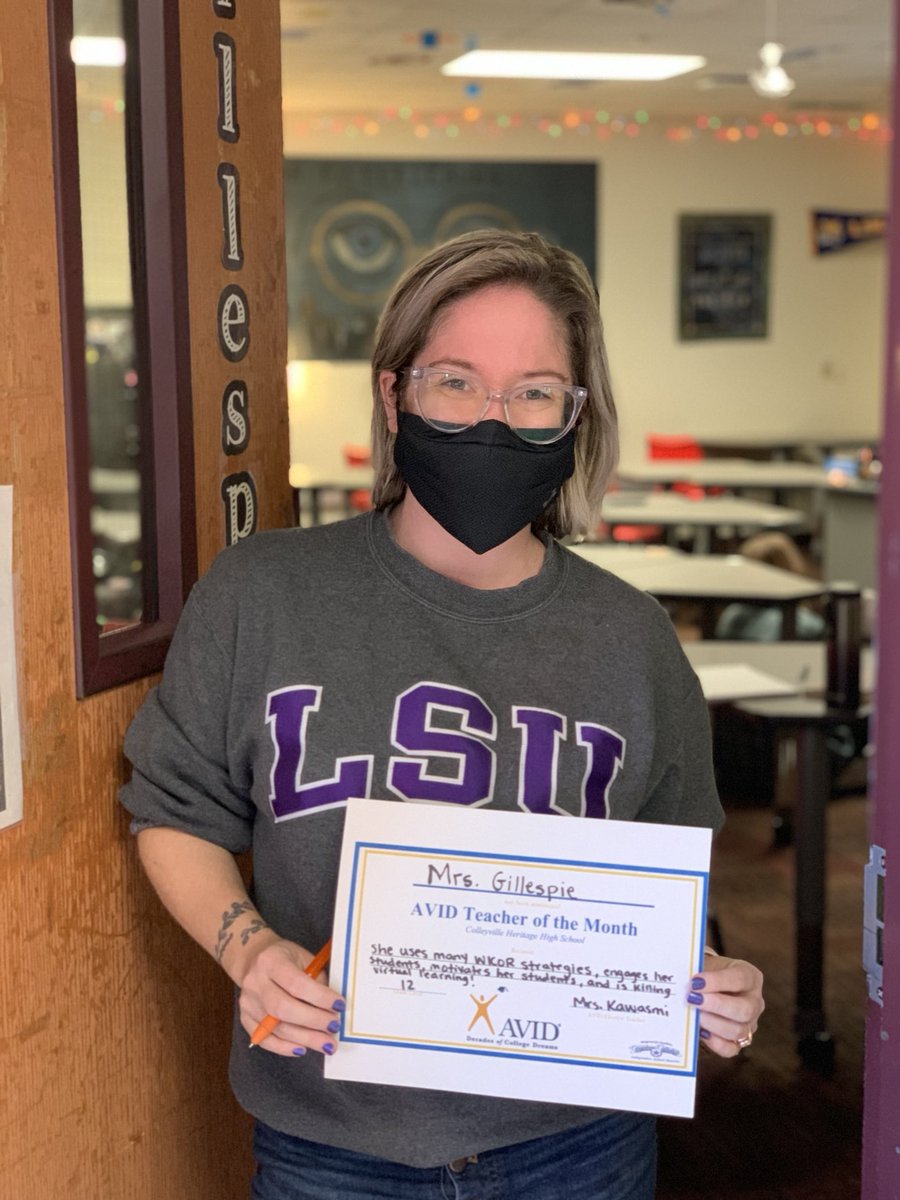 MiralKawasmi's tweet photo. Congratulations ⁦@MrsGillespie202⁩ for being selected by the ⁦@AVID_CHpride⁩ seniors as the October Teacher of the Month!! 

“She uses tons of WICOR strategies, her class is engaging, she’s killing the virtual learning!”

The seniors appreciate you!!  #chpantherpride https://t.co/XVnxT8ZmE7