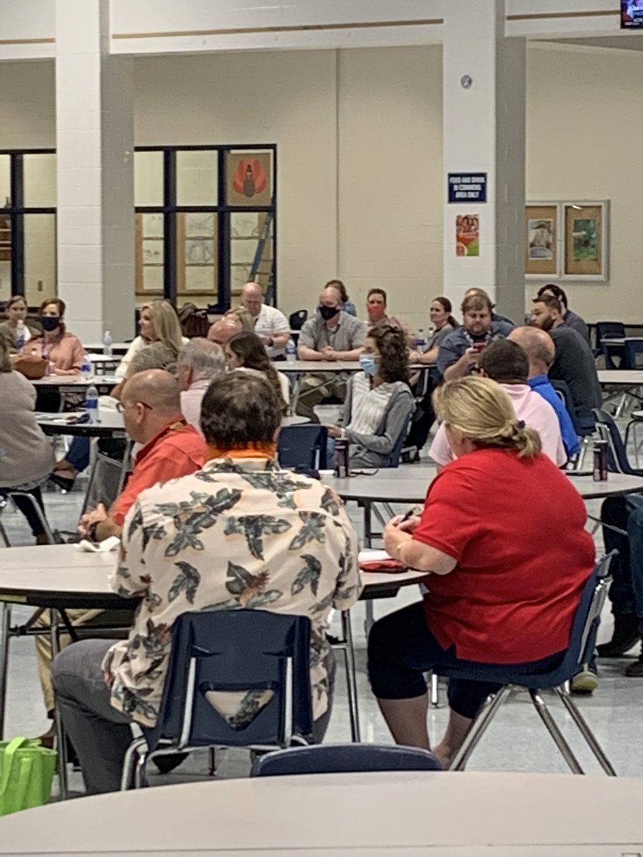 mweldon_tift's tweet photo. TCHS! Celebrating the Victories. Grad rate up almost 5%and Dropout rate down 54% from last year! Proud to be a Blue Devil! Great job TCHS! #4TheT #LuvYaBlu https://t.co/LNrZUl24Rg