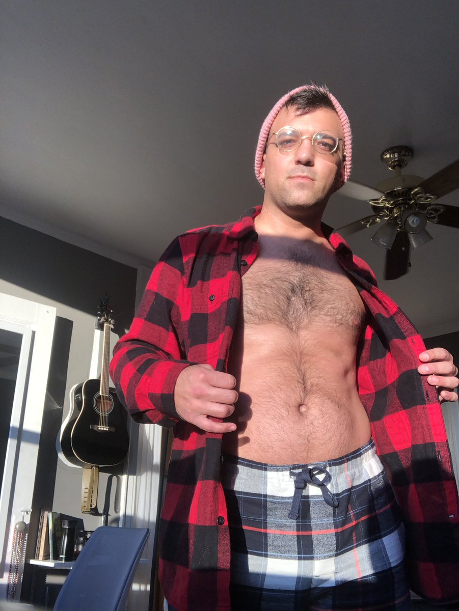nthonysullivnjr's tweet photo. #FLANNEL #TWADDY #GAY https://t.co/NnrJ1ZLyLc