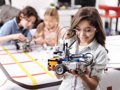 RobotLABInc's tweet photo. Collaboration between boys and girls related to #STEM fields at an early age can help to break the #gendergap that arises in the future. Happy #STEM Day! #EdTech #EdSTEM → https://t.co/sQOxrP6S9K 🤖📚⚗👨💻👩💻 https://t.co/Y5whUGQHaI
