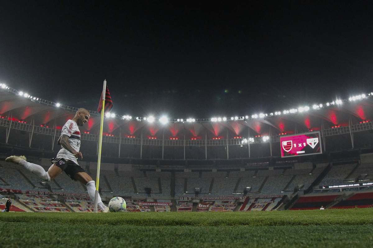 SaoPauloFC's tweet image. Pra ficar 10/10, só atualizar o placar...

Flamengo 1 x 2 São Paulo. 

#VamosSãoPaulo 🇾🇪

📷 Miguel Schincariol / saopaulofc.net