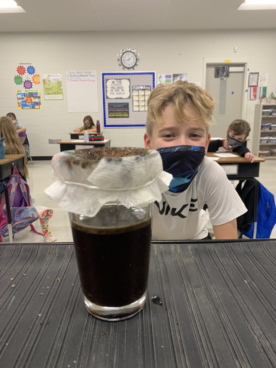 mjfleming5's tweet photo. We did a simple, but effective visual demonstration of the effects of pollution on soil and groundwater in science. @TaraOaks_ES https://t.co/y1dGbOel5L