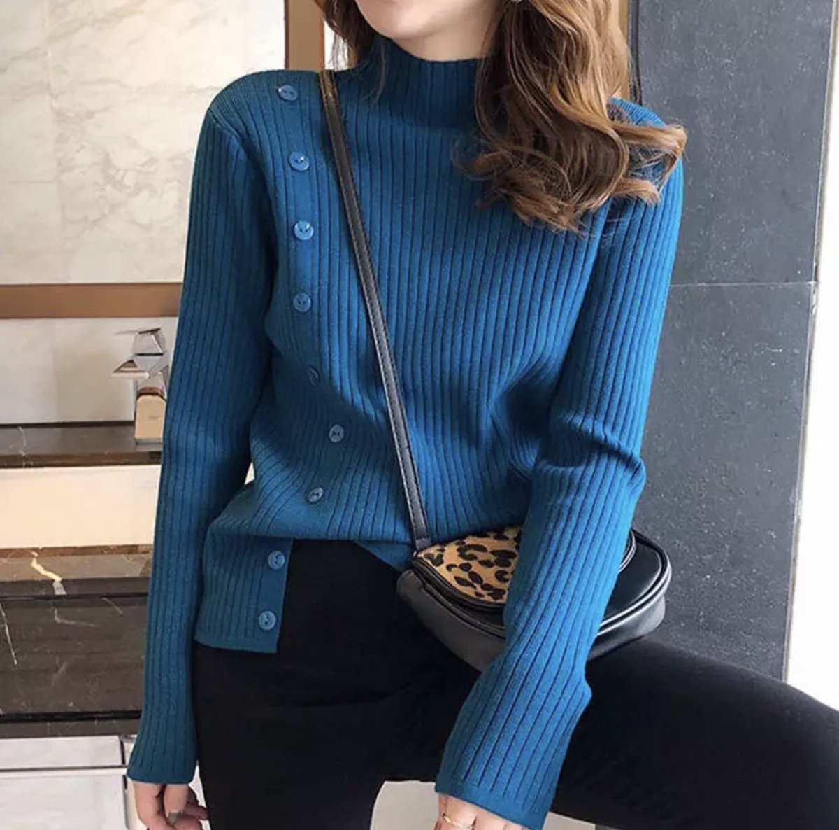YoupikTH's tweet photo. #ยูทูปล่ม ไม่เป็นไร
มาช้อปเสื้อหนาวให้อุ่นใจ ในราคาเบา ๆ 

✅ มีสีสันหลากหลายให้เลือก
✅ ดีไซน์เก๋ ชิคเกินใคร
�� แมทช์กับอะไรก็ดูดีไปหมด

อย่ารอช้า ช้อปเลย ดีลดี วันนี้เท่านั้น!
ช้อปเลย https://t.co/km23Le9zZ7 https://t.co/kz0NrT1jyF