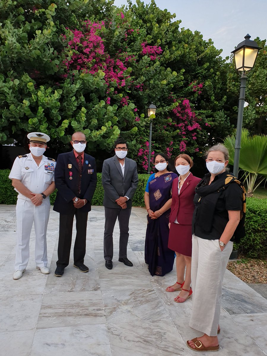 GermanyChennai's tweet image. Something very particular + personal for me to commemorate the end of #WorldWarI yesterday on invitation of my French colleague in #Puducherry #NeverAgain #ArmisticeDay #peace #FreedomOfSpeech #development #Chennai #Hyderabad #Vizag #AndhraPradesh #TamilNadu #Telangana 🇨🇵🇩🇪🇮🇳🇪🇺