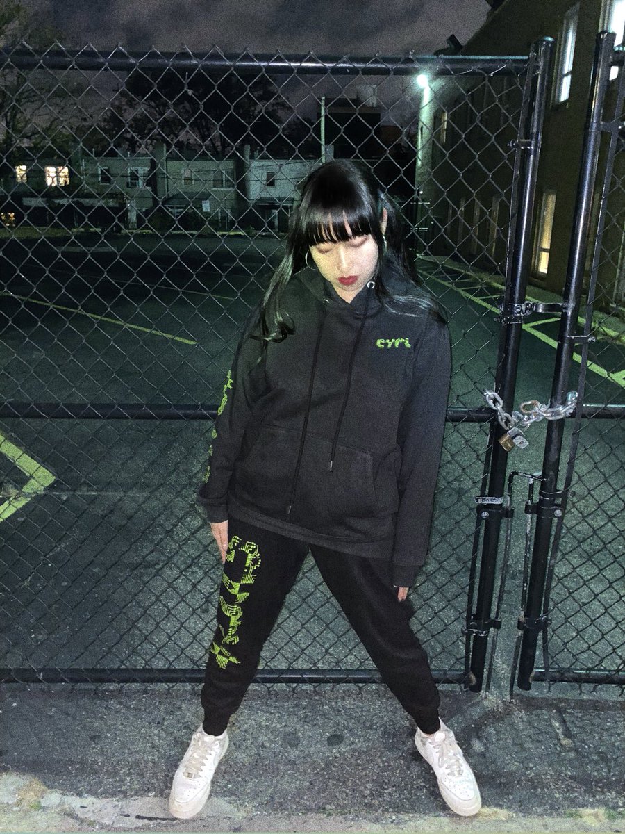 carmen 𓆏 tweet media