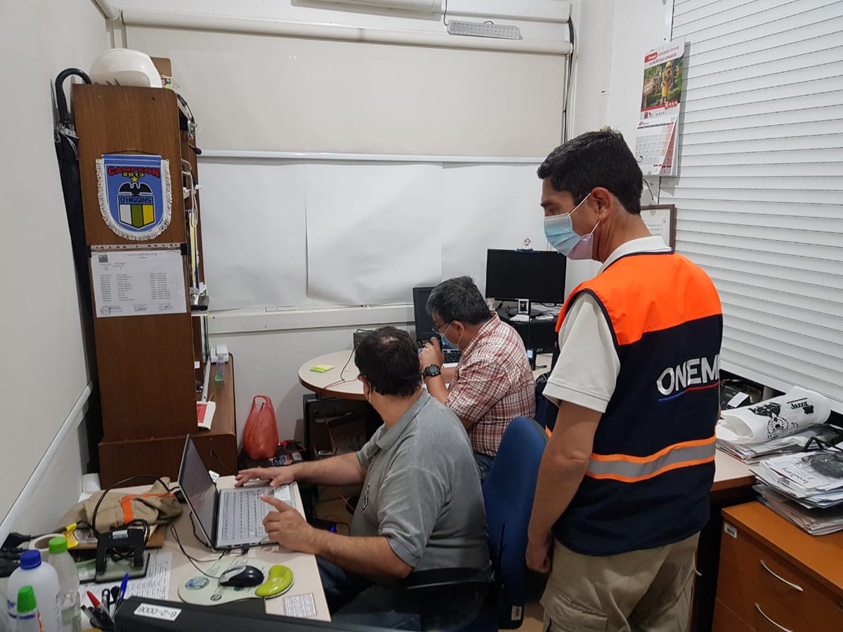 28 RA desde San Bernardo a Talca participaron la noche de miércoles del ejércicio regional de enlace realizado por los  RC Rgua y San Fernando desde ONEMI R.O'Higgins y es parte de las activ.   de mesa Regional de Telecomunicacion de Emergencia del S.R.P.C. que encabeza ONEMI.
