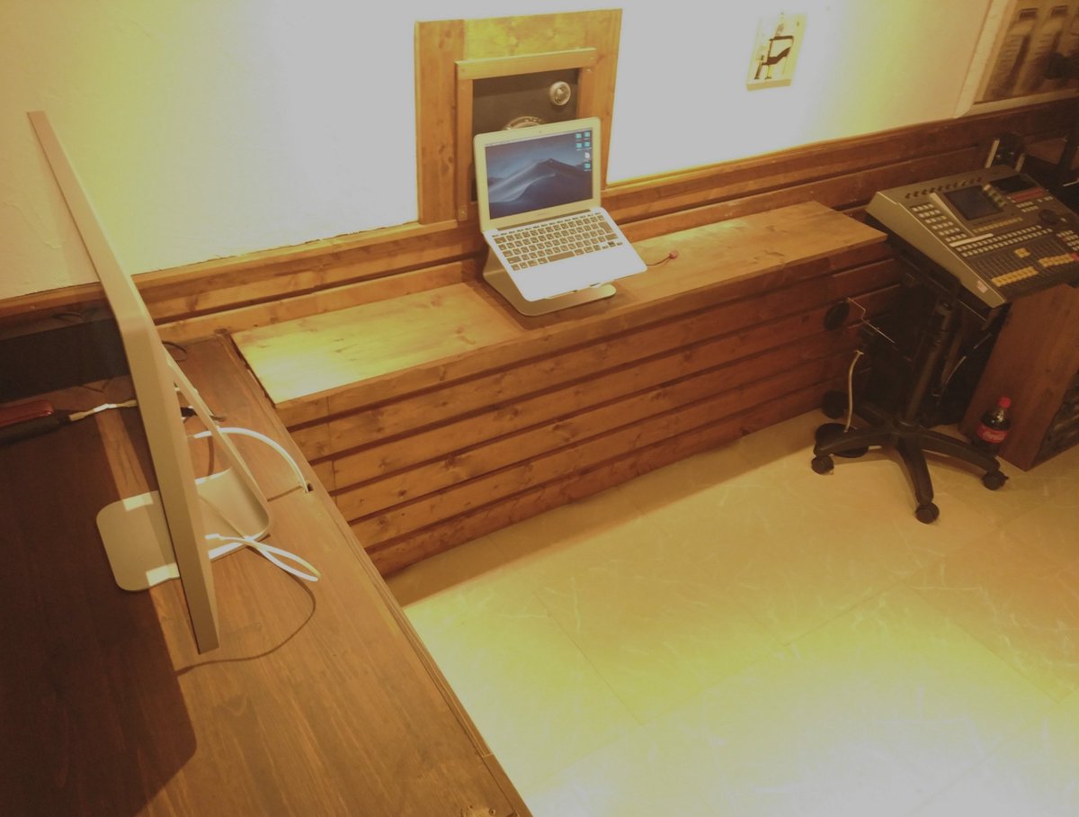 まーてる tweet media