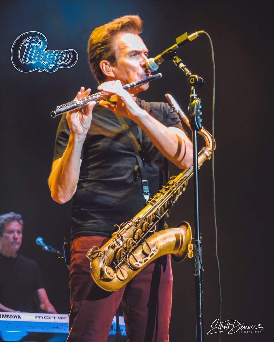 BirdmanDeseure's tweet photo. #RayHerrmann of @chicagotheband #Chicago #ChicagoBand #ChicagoTheBand #ChicagoConcert #BudweiserStage @budweiserstage #concert #concertphoto #concertohotographer #concertphotography #gigphoto #gigphotographer #livemusicphotography #livemusicphotographer #saxaphone #flute https://t.co/QSGIsopMv8