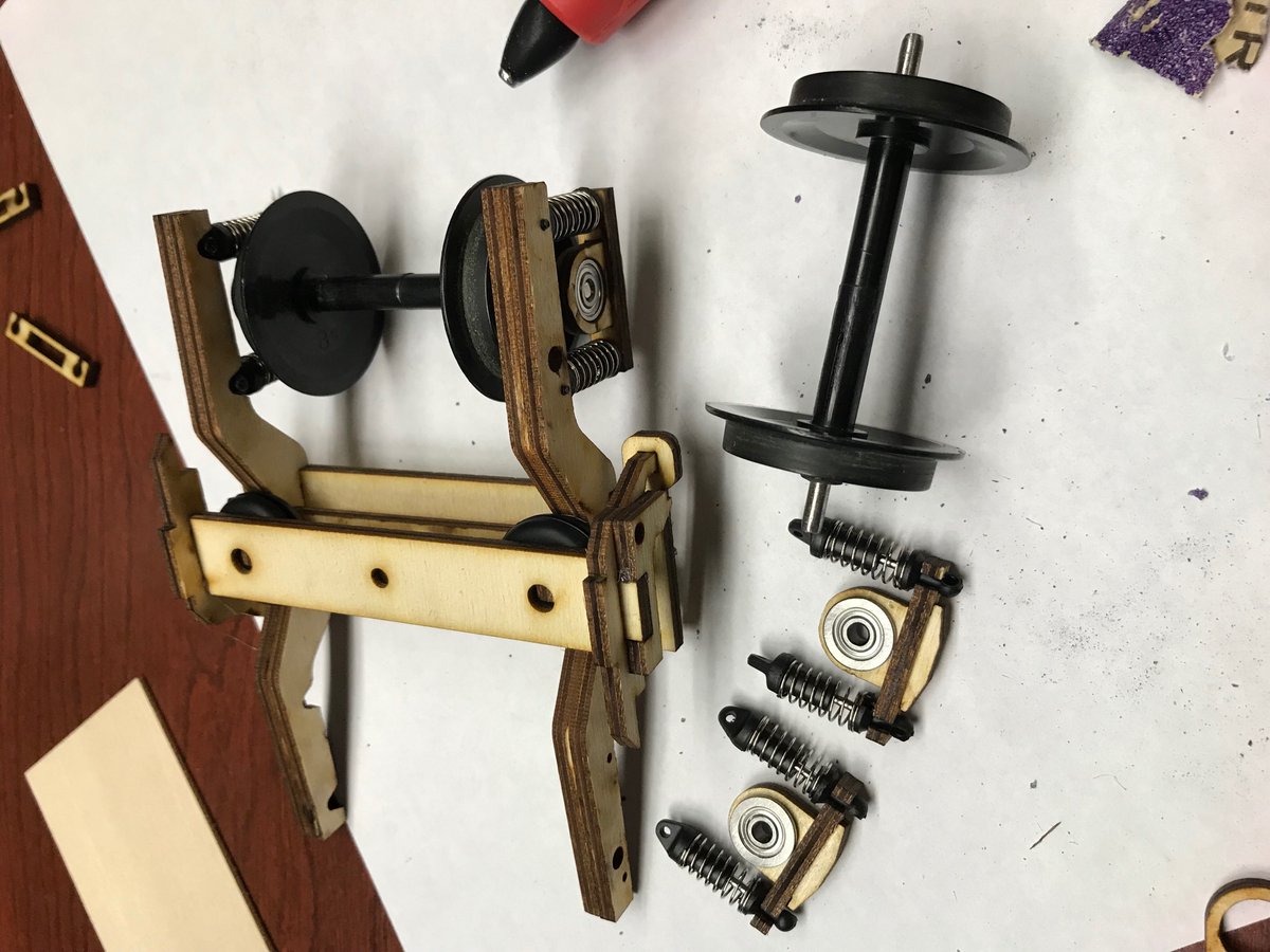 meowyplaney's tweet photo. 201系に使う台車: DT46の試作品、完成しました。
部品多すぎ… 大量生産には向かないかも。
#CAD鉄
#おちゃめ工房
#LSNcustomworks
#Gゲージ https://t.co/Dpx9Vq7nHt