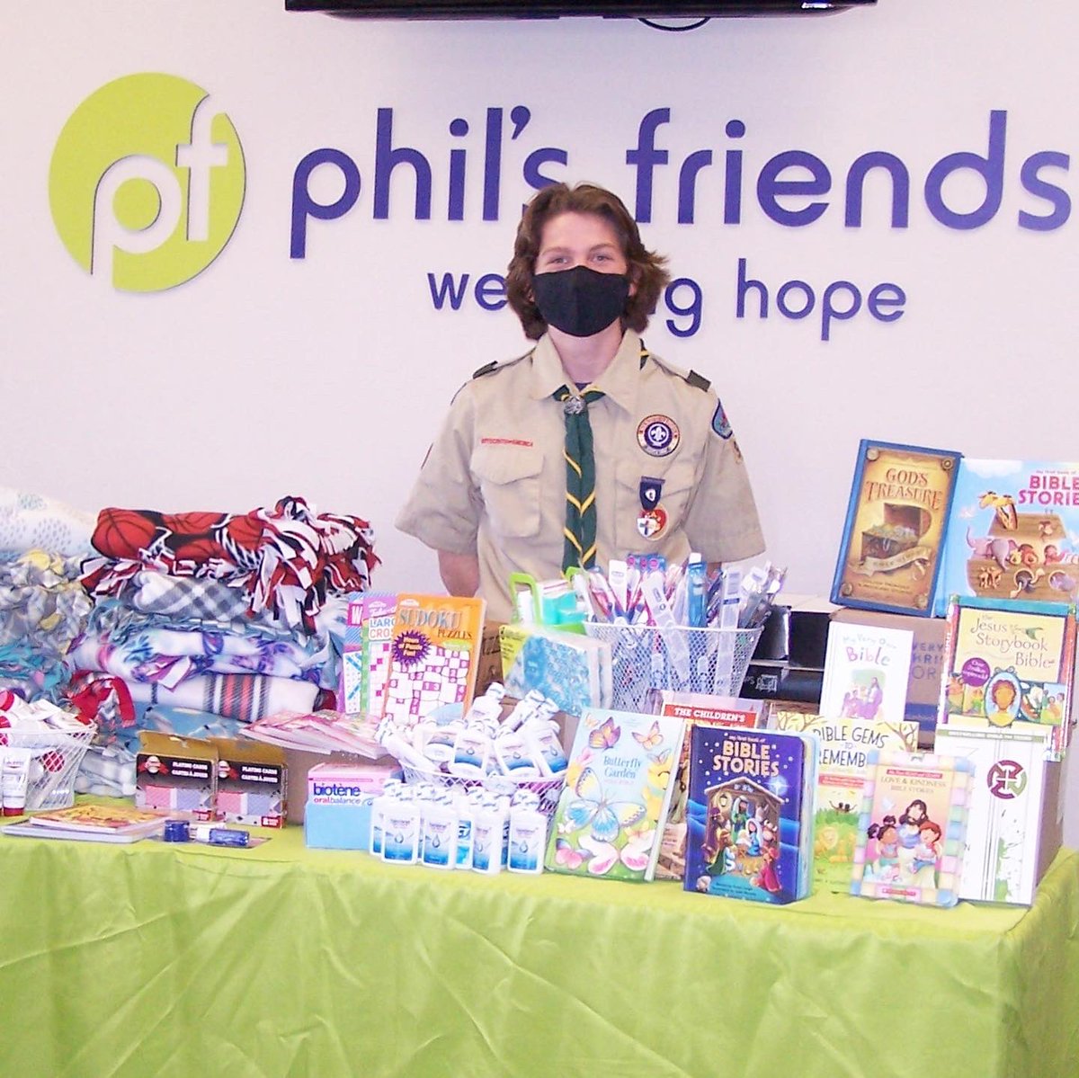 Phil's Friends tweet media