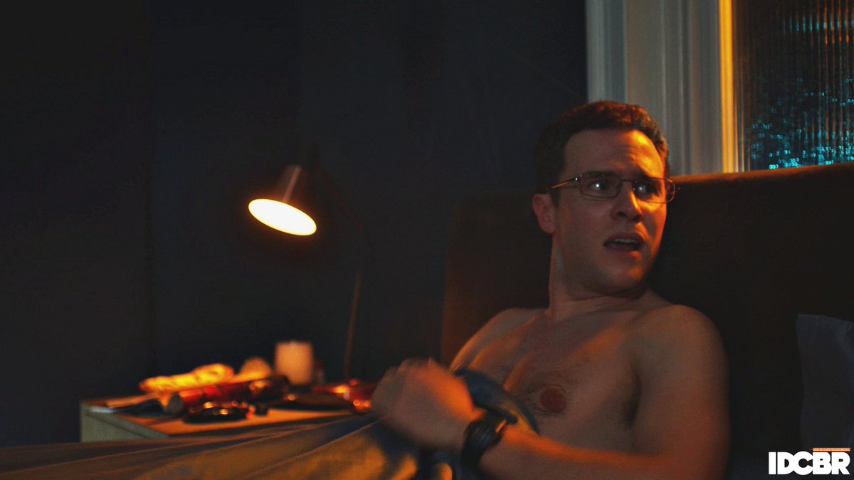 DeCaesteckerBR's tweet photo. 📸| Screencaps do Iain De Caestecker como Duncan Knock no 4º e último episódio da minissérie Roadkill. [6]

#IainDeCaestecker #RoadkillBBC https://t.co/SamCS2o259