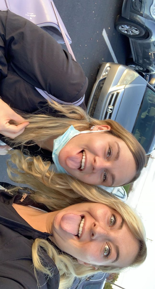 morgan11_10's tweet photo. Happy birthday to the best clinic partner and one of my best fiends. I couldn’t make it through rad school without you love you so much hope you had the best day 💕 https://t.co/fskygDXlnr