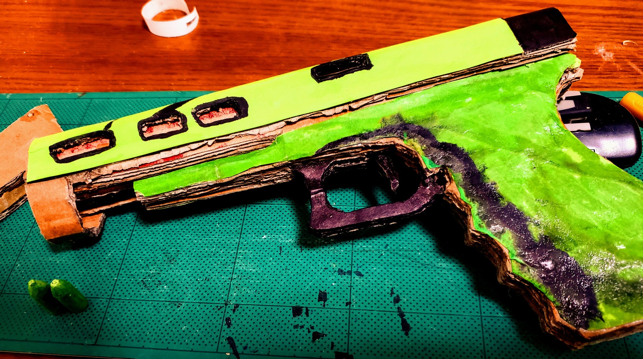 Glock 野放し 段ボールグロック