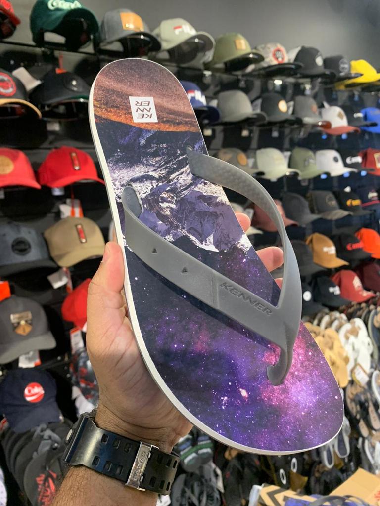 RpMix2's tweet photo. CHINELO #KENNER R$79,90

CHAMA NO WPP 966968927 E FAÇA SEU PEDIDO.

ENTREGAMOS VIA MOTOBOY E ENVIAMOS PARA TODO BRASIL VIA SEDEX.

LOJA CHEIA DE NOVIDADES.

PARCELAMOS SUA COMPRA EM ATÉ 4X SEM JUROS.
.
.
.
.
.
#kenner #kennerkivah #sandaliaskenner 
#redley #redley85 https://t.co/AJ0ESFYXKE