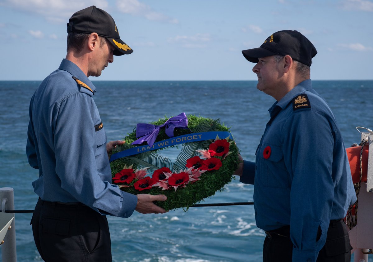 Thank you for joining our #RemembranceDay ceremony-at-sea. We have uploaded imagery from the day onto our Facebook Page. 

#CanadaRemembers #RCNRemembers #LestWeForget 

📸: Sailor 1st Class Valerie LeClair