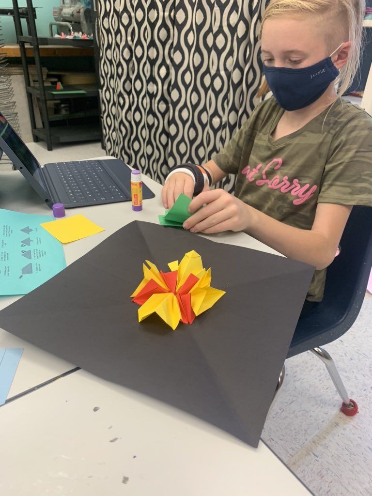 HRISART's tweet photo. It’s #NationalOrigamiDay! Students @bisseahawks are using origami techniques to design paper relief sculptures with radial balance in 3D Art. Bonus... an origami lesson from Dr. Gell! @WorcesterSystem @TJMillsWCPS @GellDave https://t.co/L7gWqDVUgU